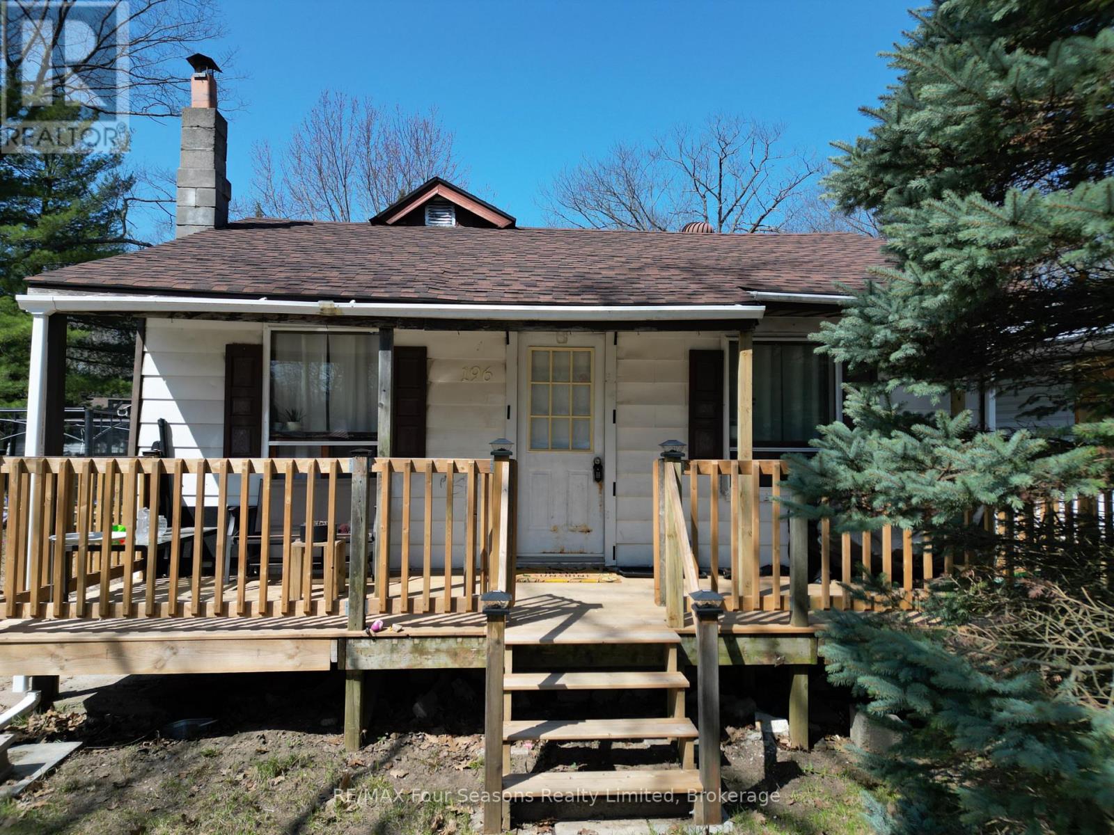 196 Melrose Avenue, Wasaga Beach, Ontario L9Z 2T1 - Photo 3 - S13126978
