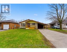 10 PLAZA SQUARE, Belleville, Ontario