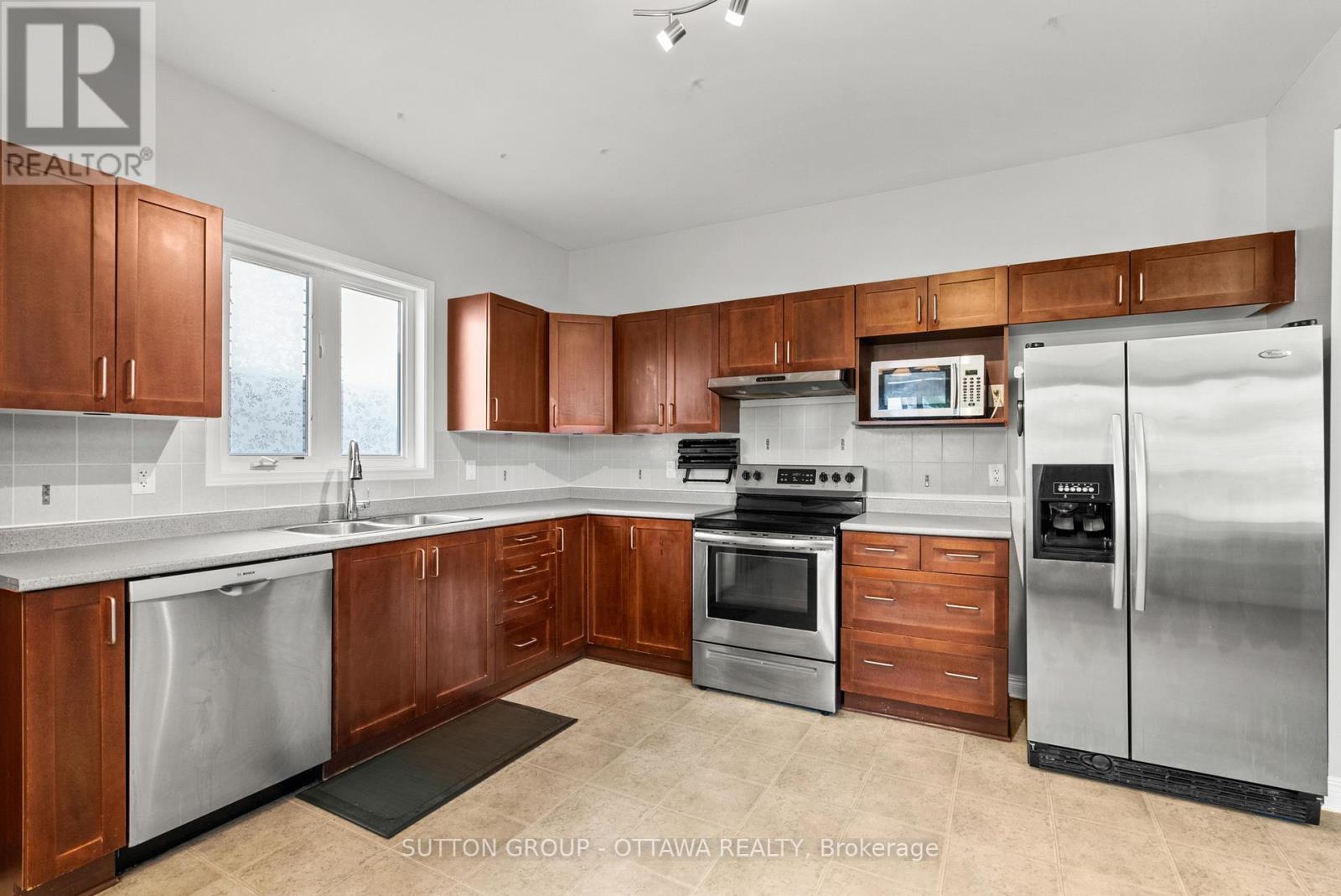 236 Colbert Crescent, Ottawa, Ontario  K1V 2C5 - Photo 15 - X13161464