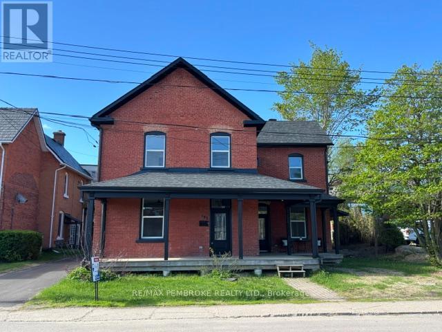 392 Isabella Street, Pembroke, Ontario  K8A 5T5 - Photo 1 - X12886786