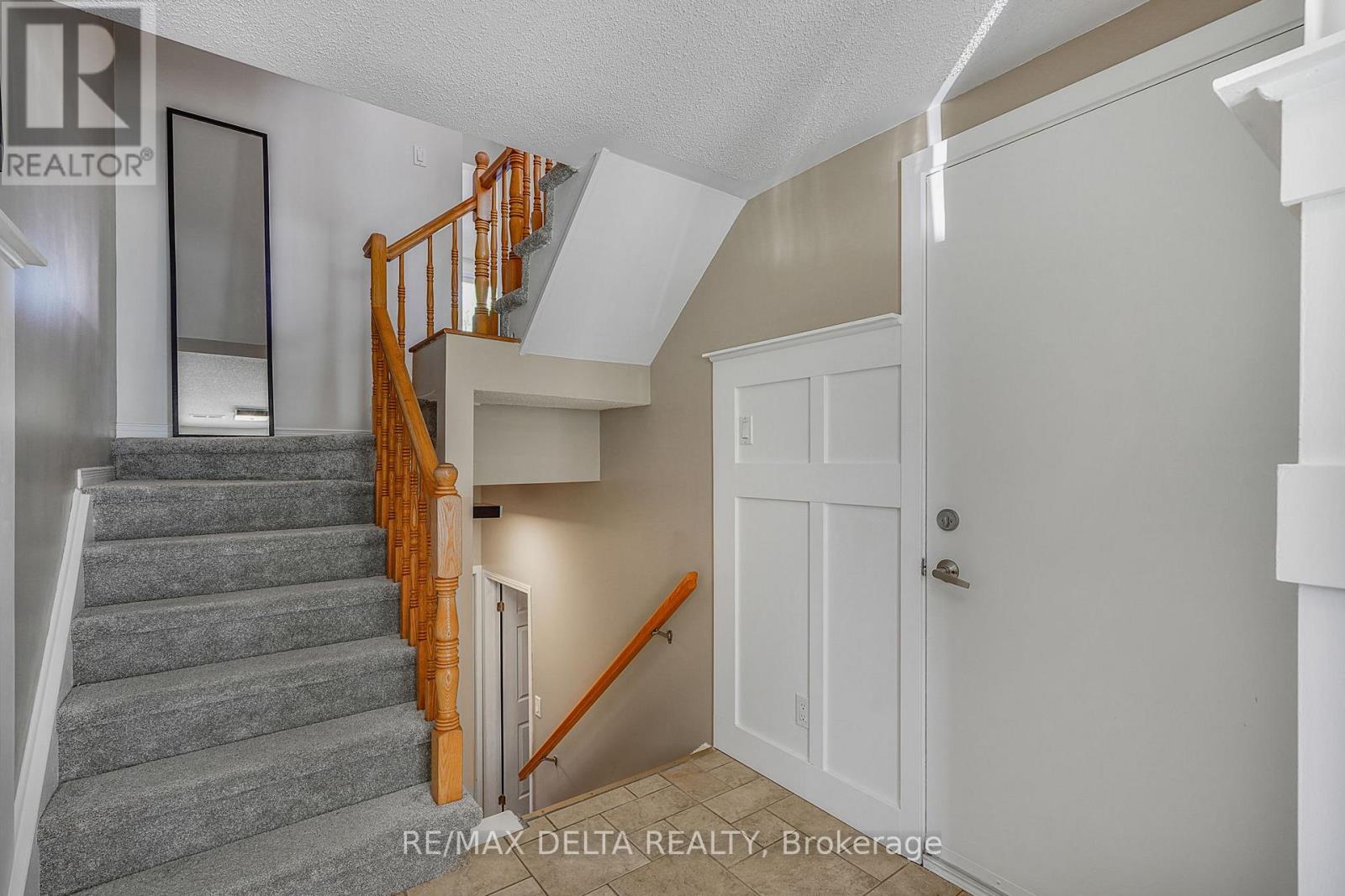 698 Brome Crescent, Ottawa, Ontario  K4A 1W2 - Photo 4 - X13161556