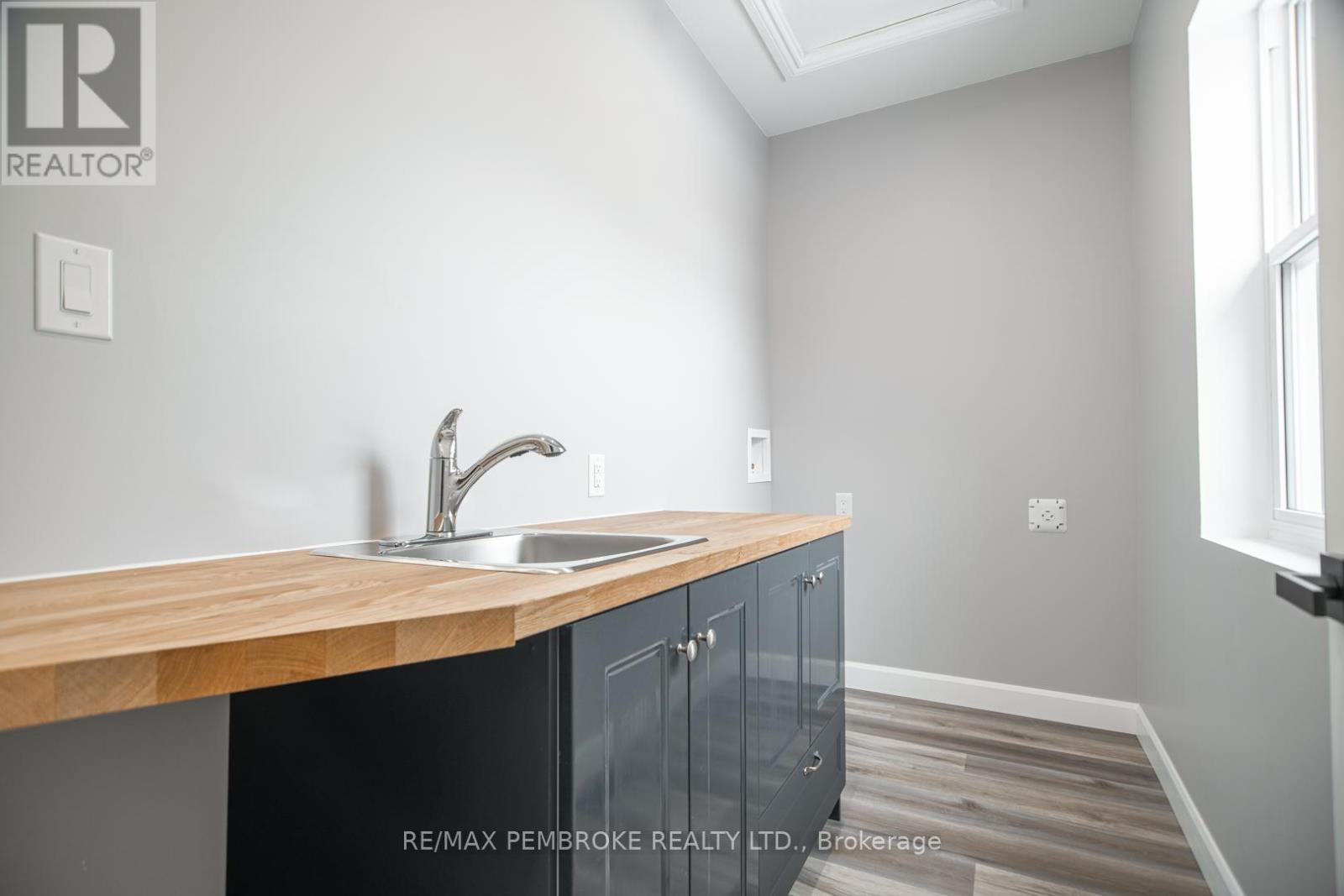 392 Isabella Street, Pembroke, Ontario  K8A 5T5 - Photo 28 - X12886786