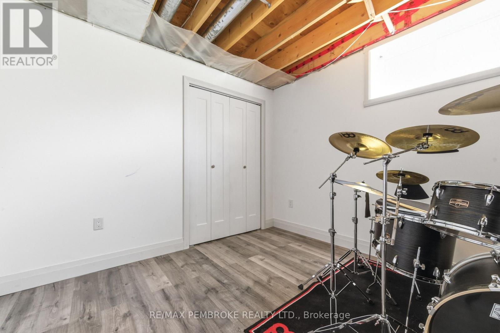 257 Fraser Street, Pembroke, Ontario  K8A 1X9 - Photo 36 - X13161760