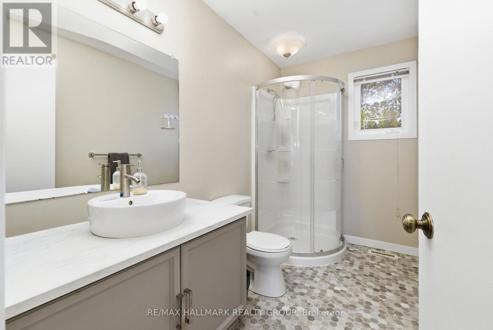 19 Bernier Terrace, Ottawa, Ontario  K2L 2V1 - Photo 24 - X13161658