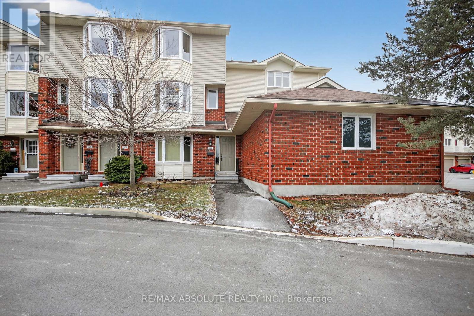 231 HARRIOT PRIVATE, Ottawa, Ontario