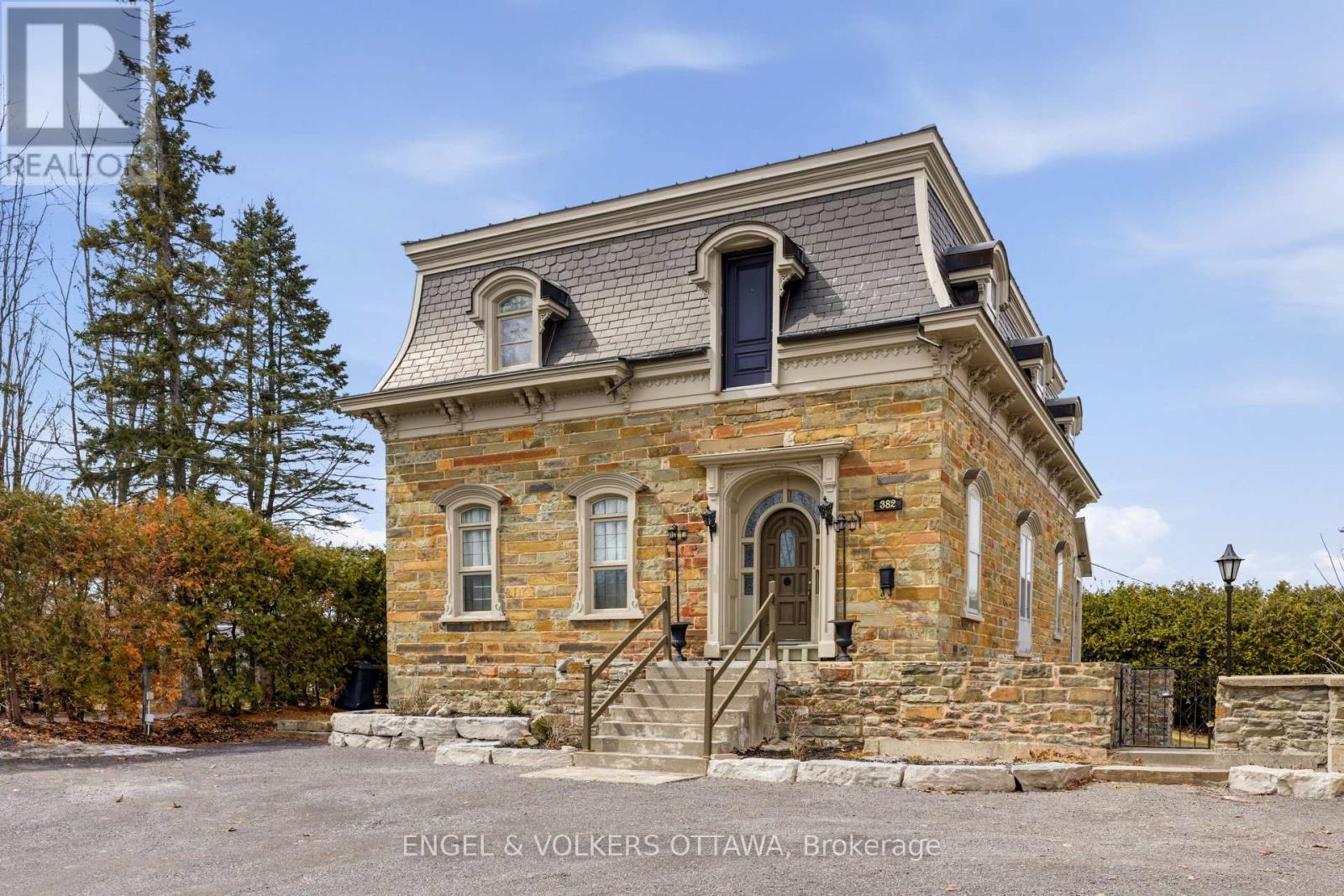 382 Mcgill Street, Hawkesbury, Ontario  K6A 1R2 - Photo 1 - X13161908
