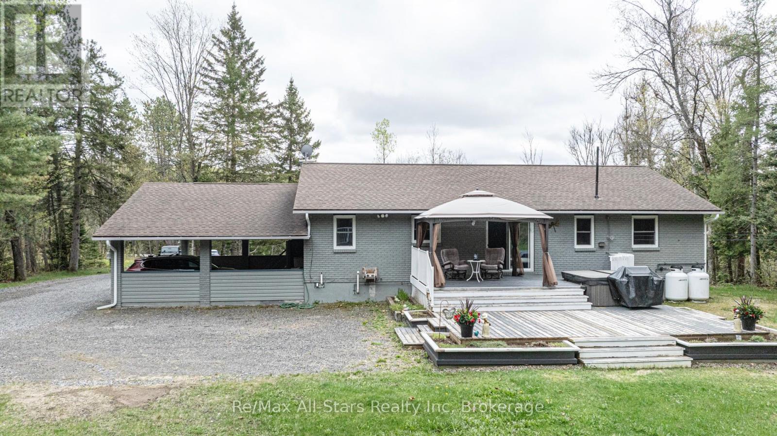 2797 Highway 60 Highway, Lake Of Bays, Ontario  P0A 1H0 - Photo 3 - X13161680