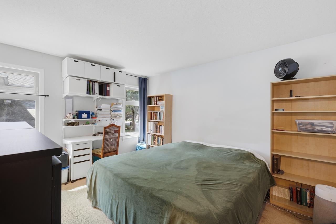15318 87a Avenue, Surrey, British Columbia  V3S 4Z9 - Photo 12 - R3127041