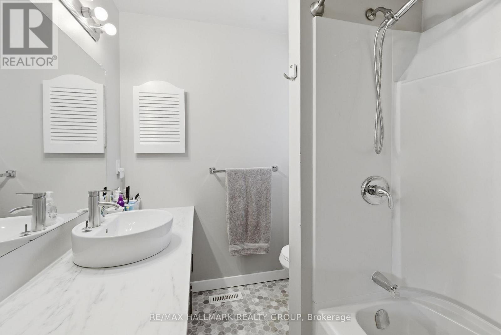 19 Bernier Terrace, Ottawa, Ontario  K2L 2V1 - Photo 29 - X13161658