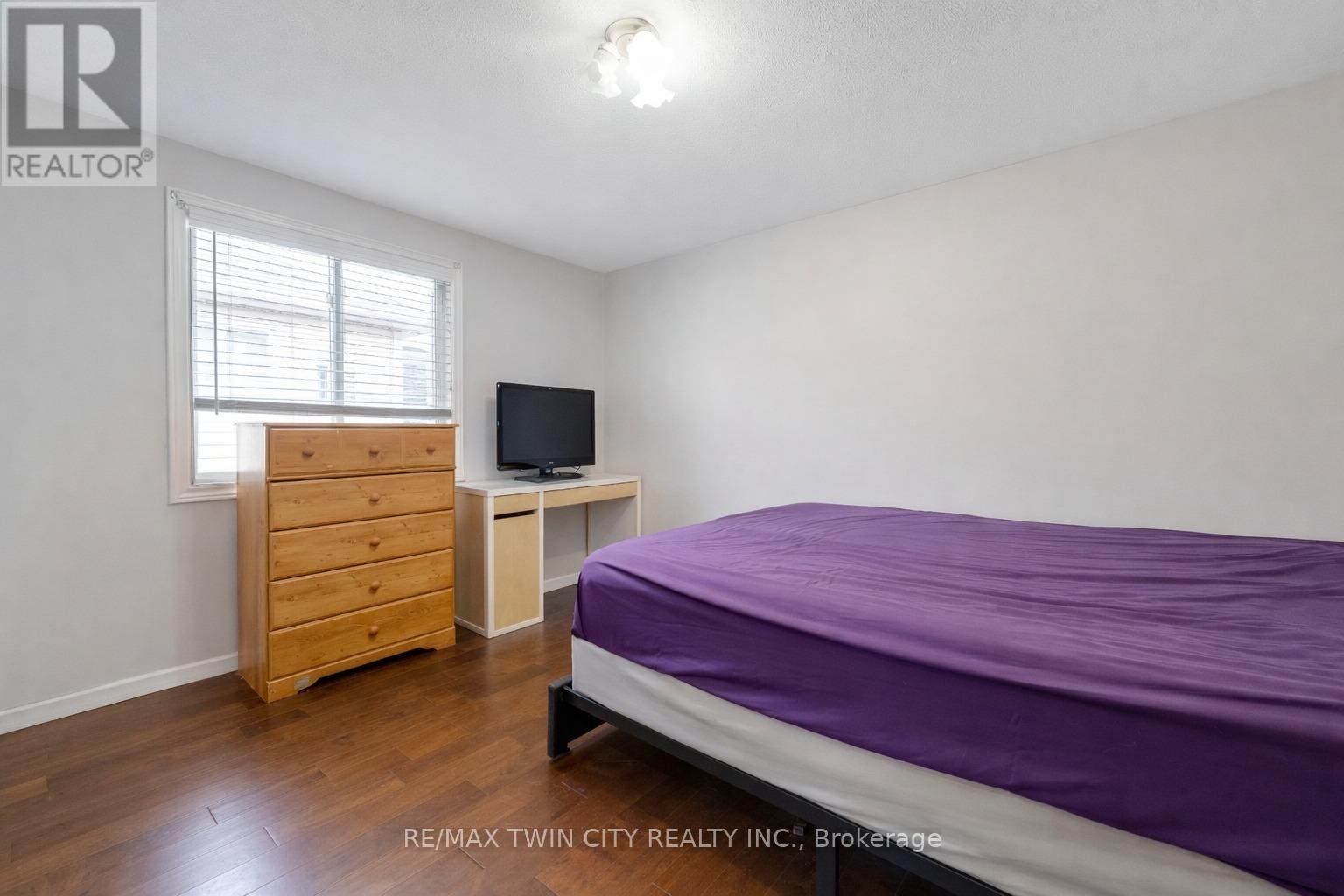 183 Bush Clover Crescent, Kitchener, Ontario  N2E 3P7 - Photo 9 - X13164220