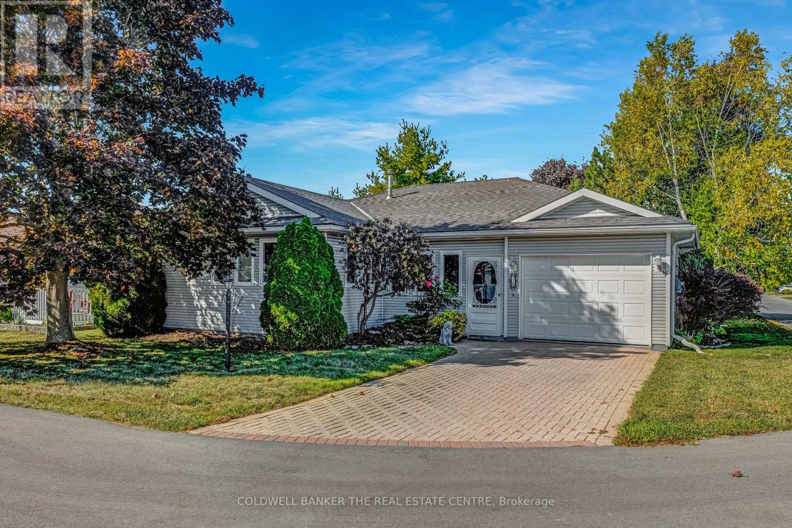 1 REYNOLDS PLACE, prince edward county (wellington ward), Ontario