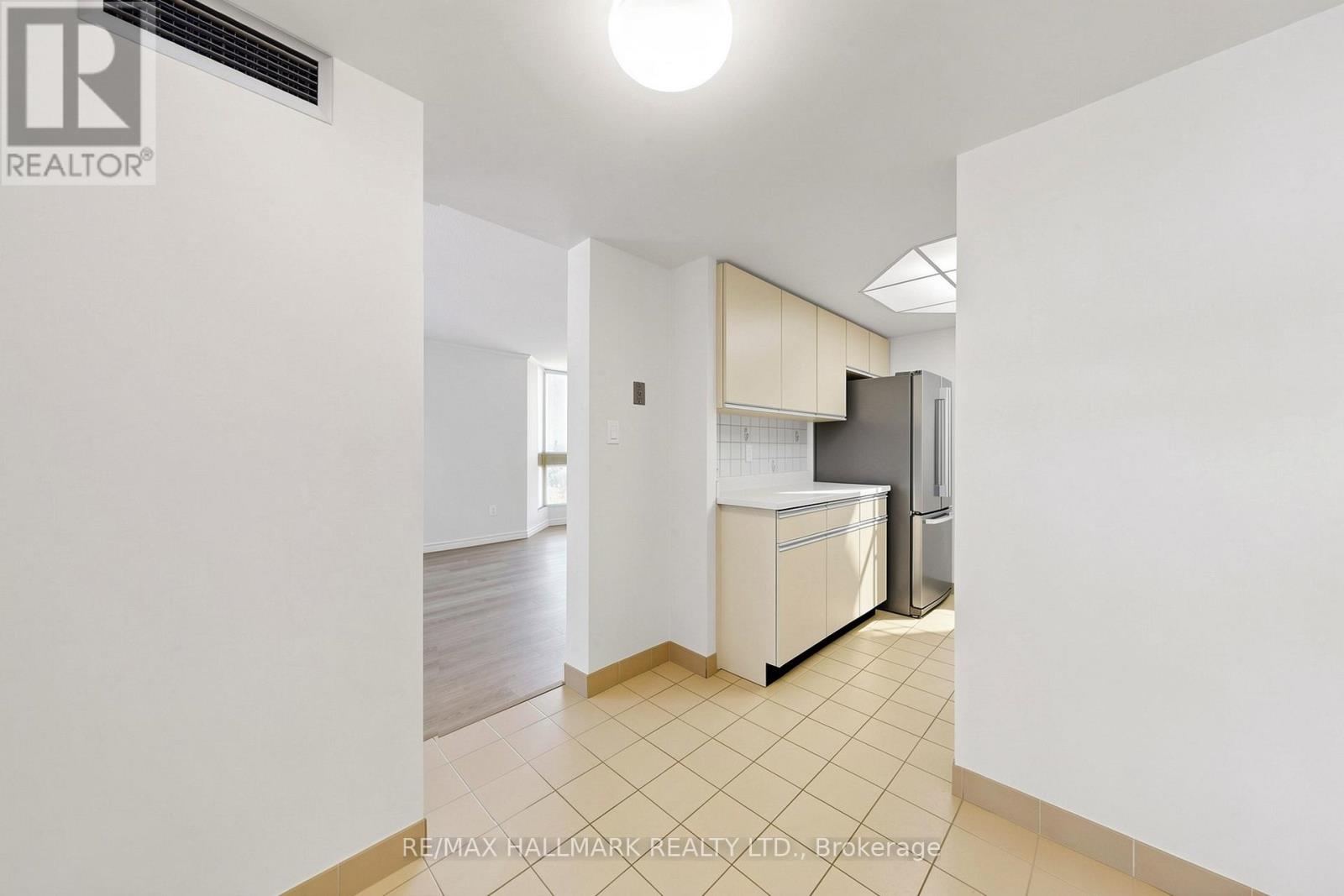 911 - 10 Kenneth Avenue, Toronto, Ontario M2N 6K6 - Photo 14 - C13148088
