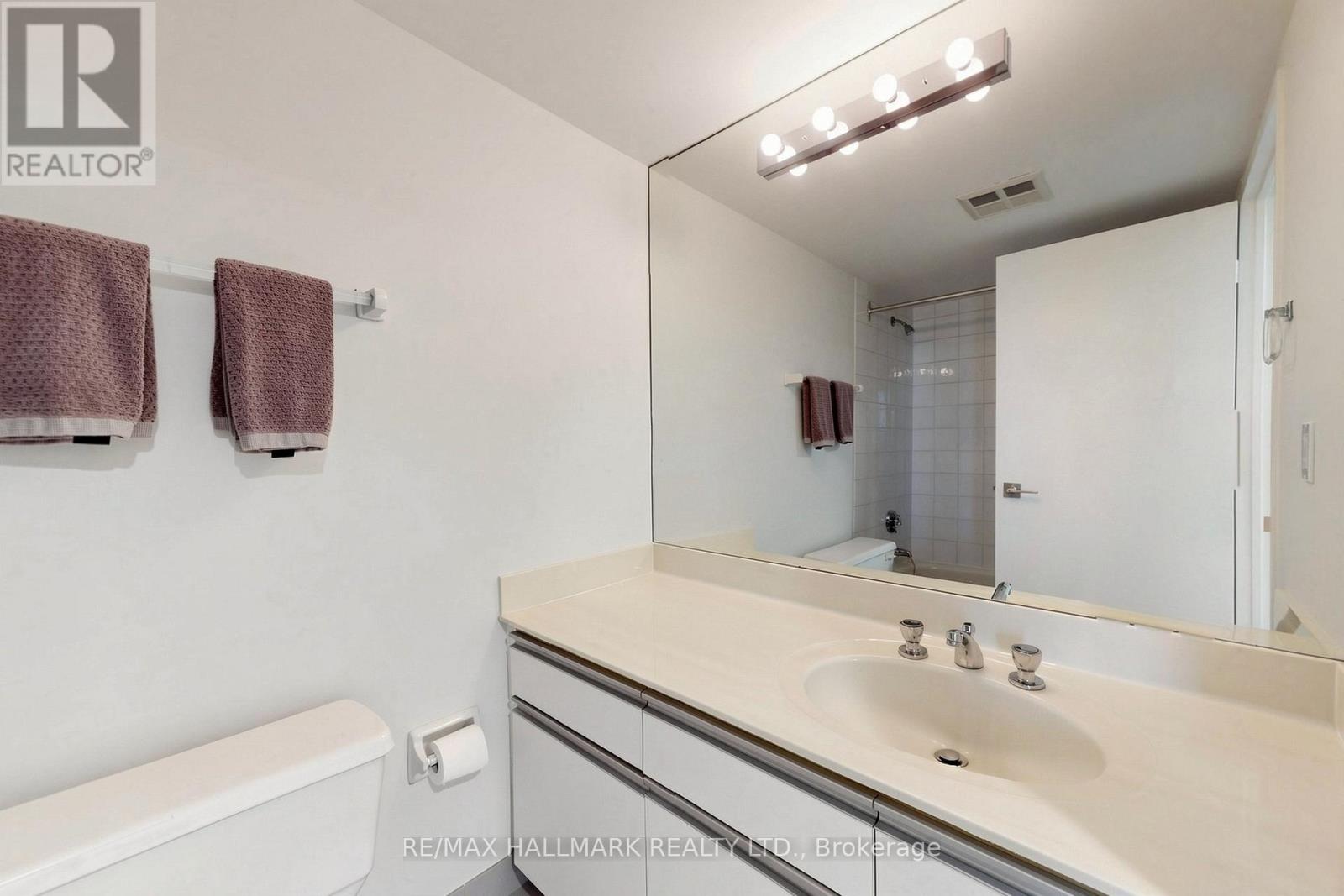 911 - 10 Kenneth Avenue, Toronto, Ontario M2N 6K6 - Photo 33 - C13148088