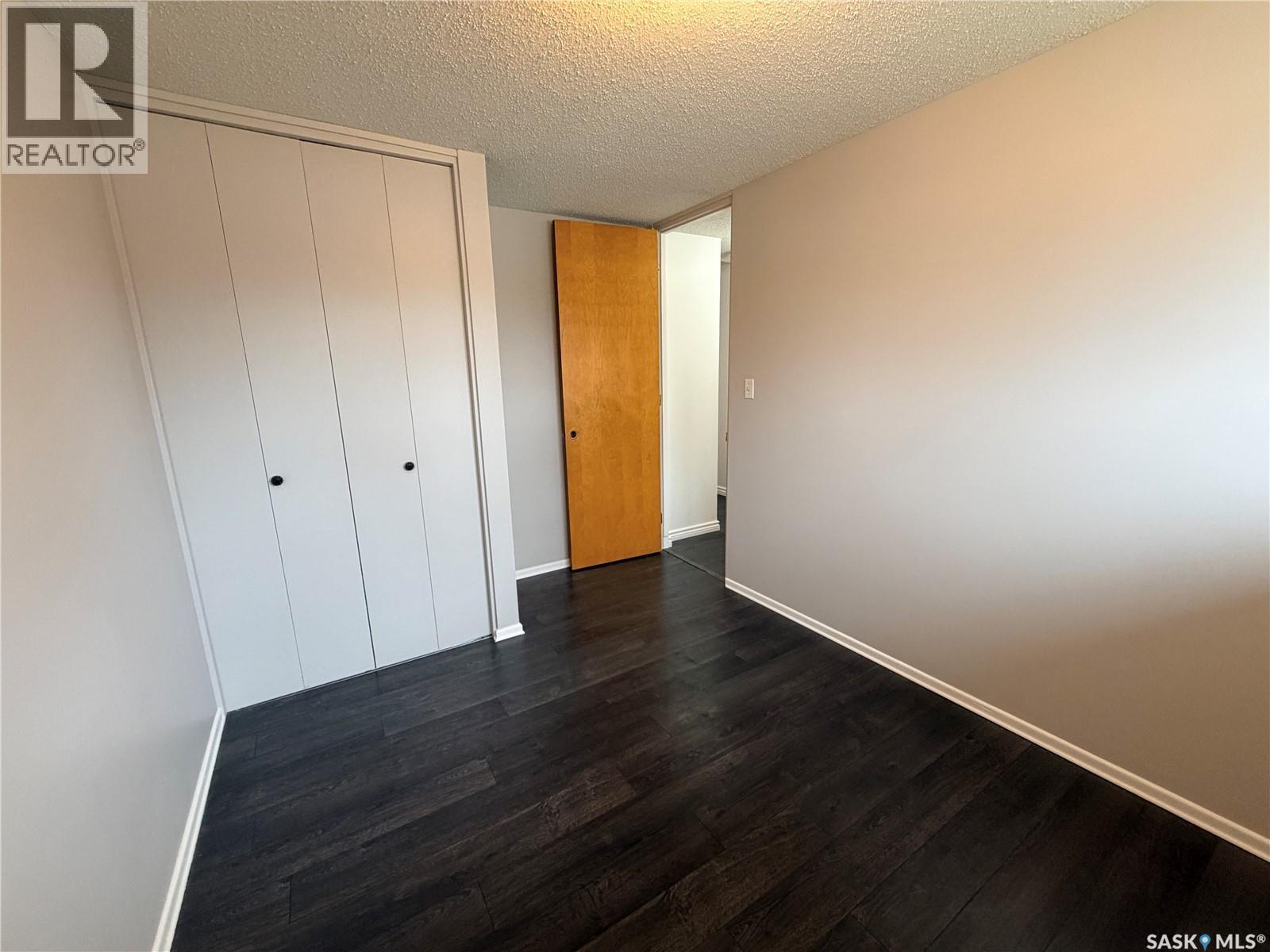 70 Lindsay Drive, Saskatoon, Saskatchewan  S7H 4B4 - Photo 7 - SK036744