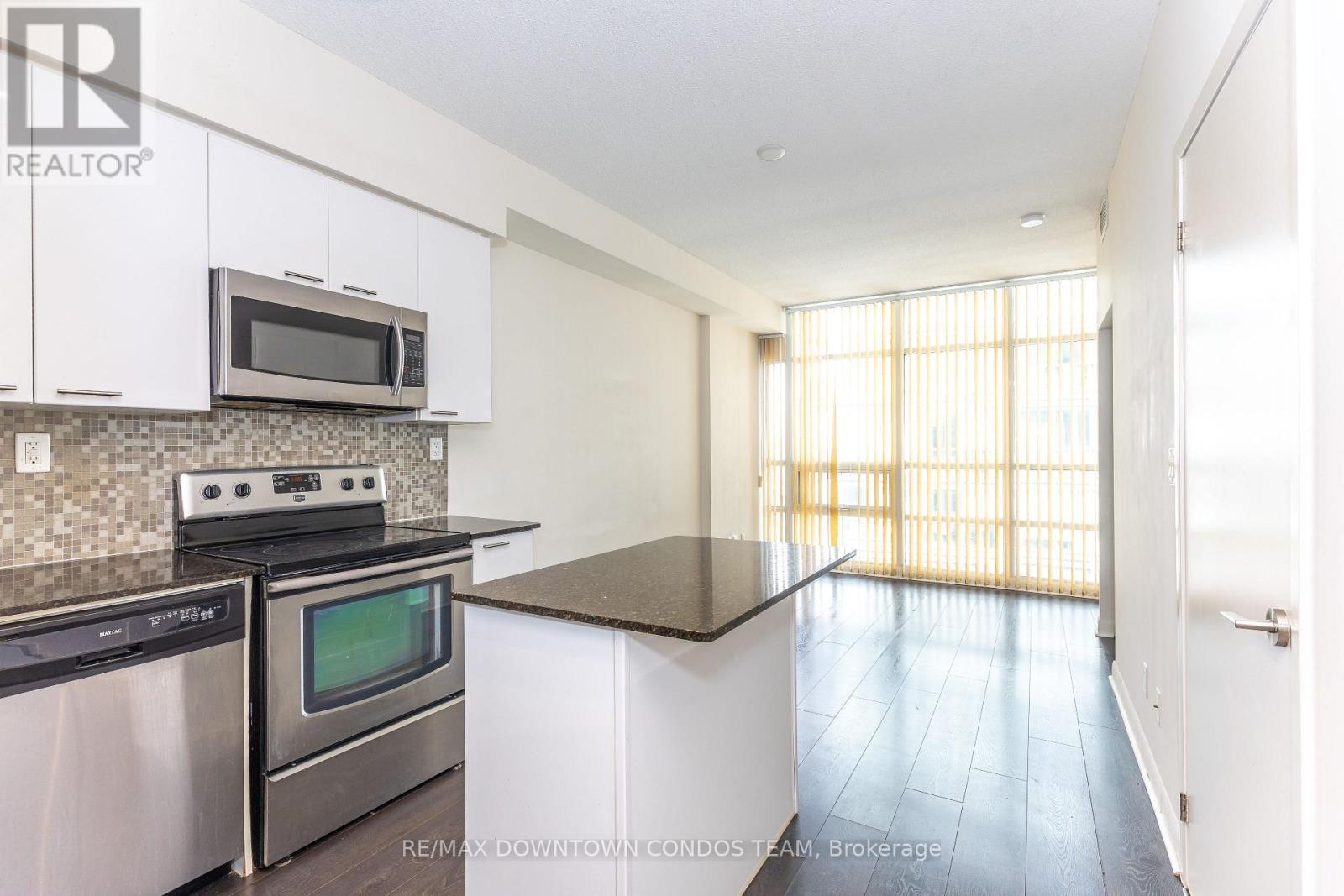 1311 - 15 Bruyeres Mews, Toronto, Ontario  M5V 0A7 - Photo 12 - C13161074