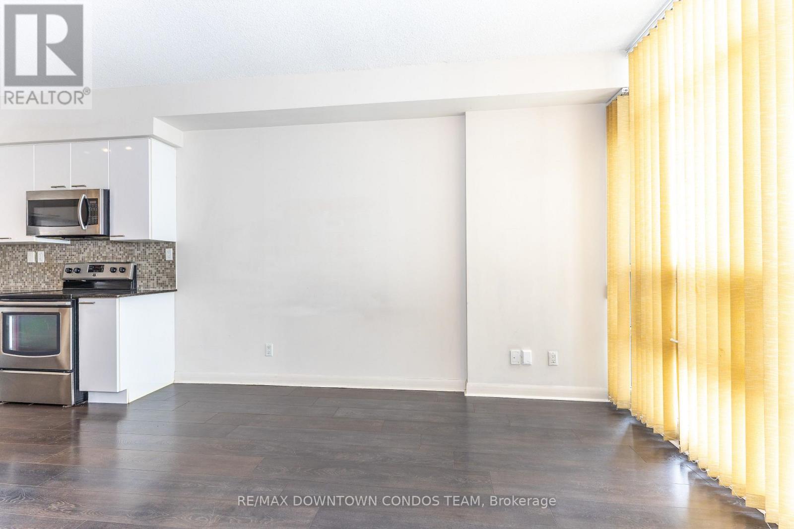 1311 - 15 Bruyeres Mews, Toronto, Ontario  M5V 0A7 - Photo 22 - C13161074