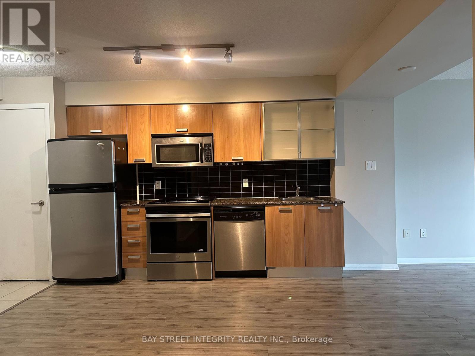 1110 - 37 Grosvenor Street, Toronto, Ontario  M4Y 3G5 - Photo 13 - C13161740