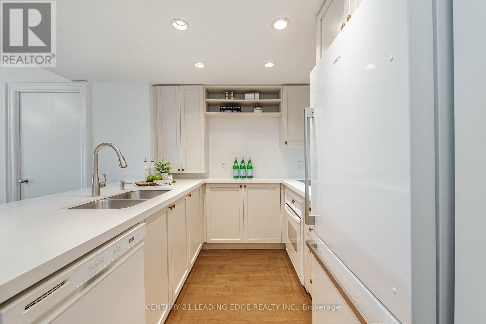 2906 - 8 Park Road, Toronto, Ontario M4W 3S5 - Photo 8 - C13161496