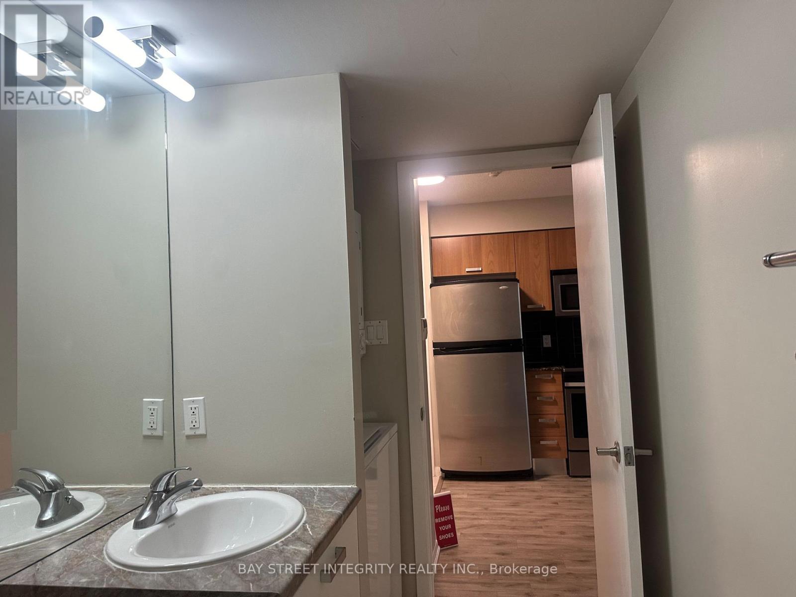 1110 - 37 Grosvenor Street, Toronto, Ontario  M4Y 3G5 - Photo 7 - C13161740