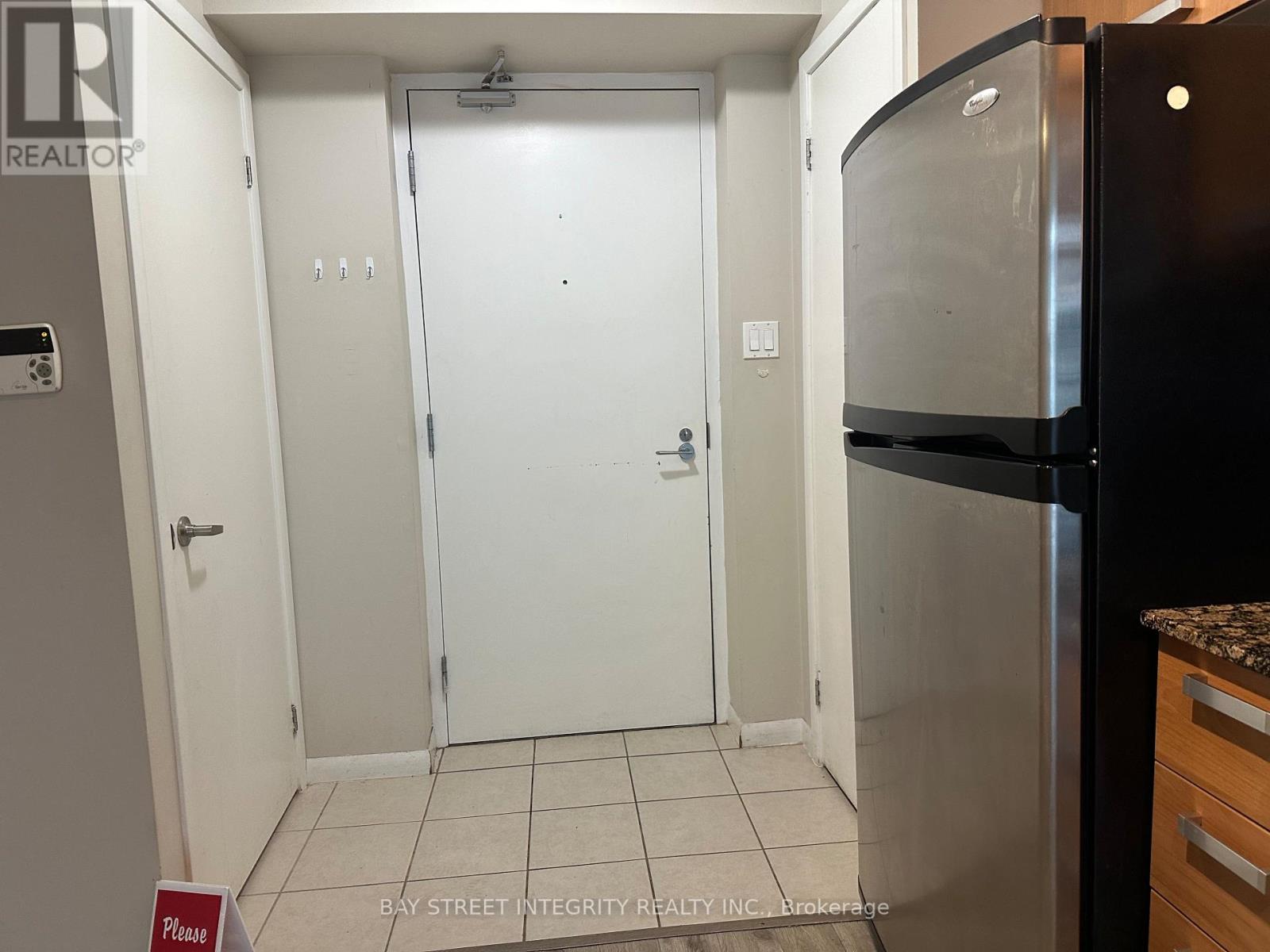 1110 - 37 Grosvenor Street, Toronto, Ontario  M4Y 3G5 - Photo 6 - C13161740