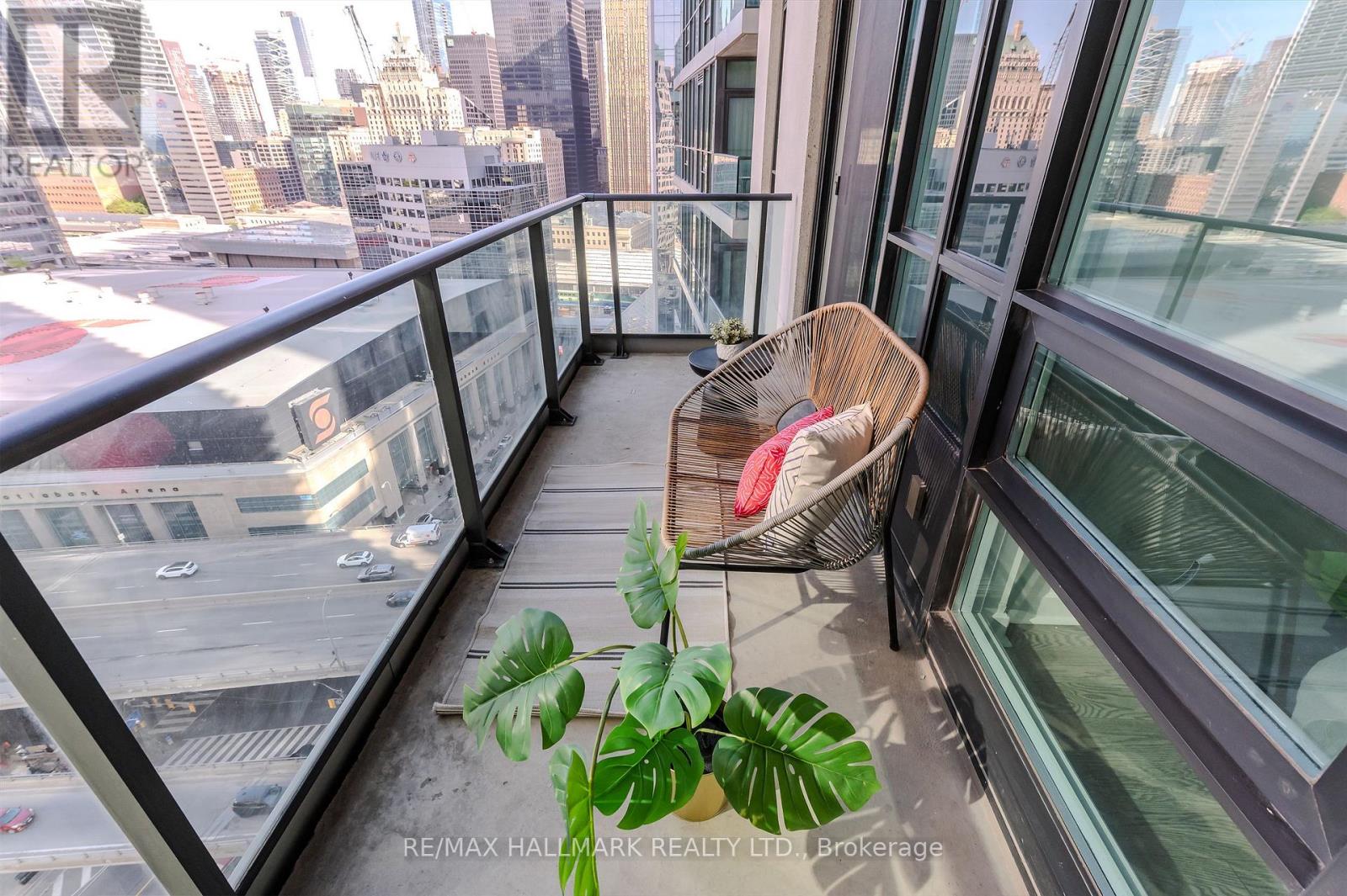 2211 - 18 Harbour Street, Toronto, Ontario  M6J 2Z6 - Photo 19 - C13161784