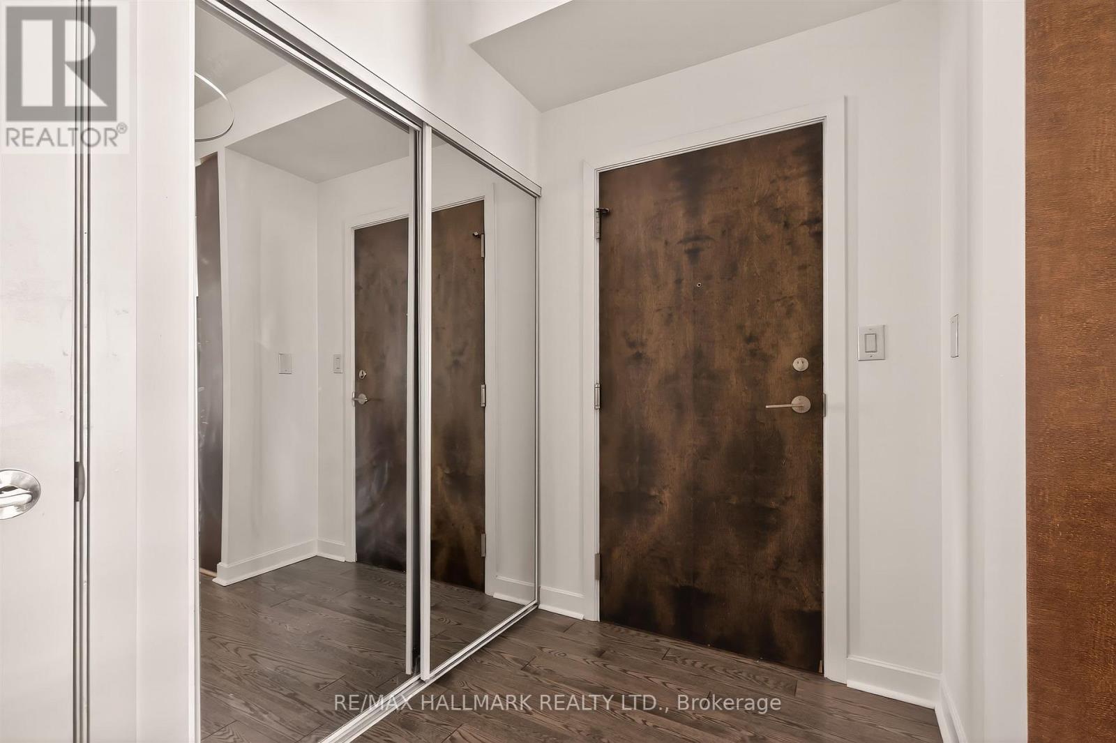 2211 - 18 Harbour Street, Toronto, Ontario  M6J 2Z6 - Photo 16 - C13161784