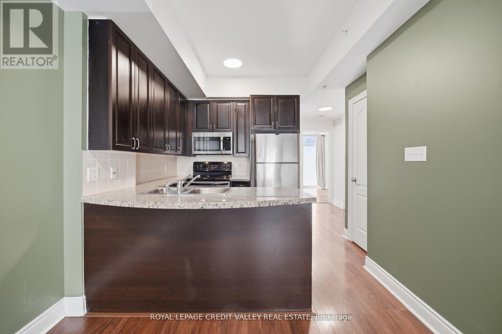 Th21 - 88 Carr Street, Toronto, Ontario  M5T 1B7 - Photo 12 - C13161828