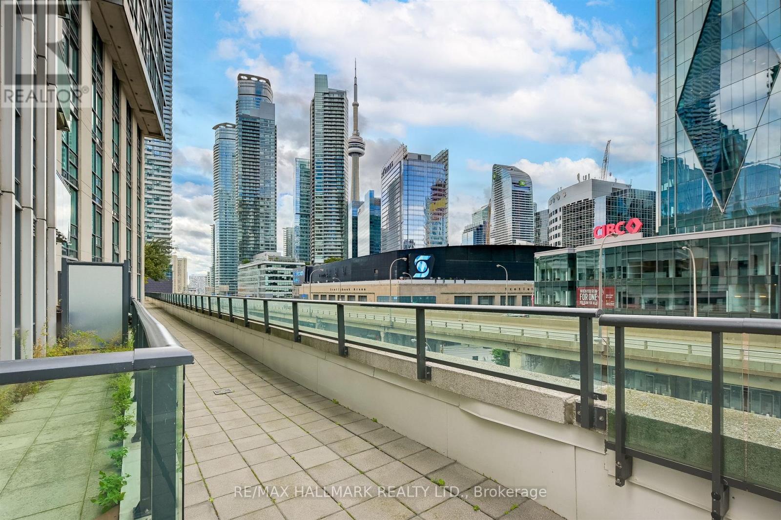 2211 - 18 Harbour Street, Toronto, Ontario  M6J 2Z6 - Photo 37 - C13161784