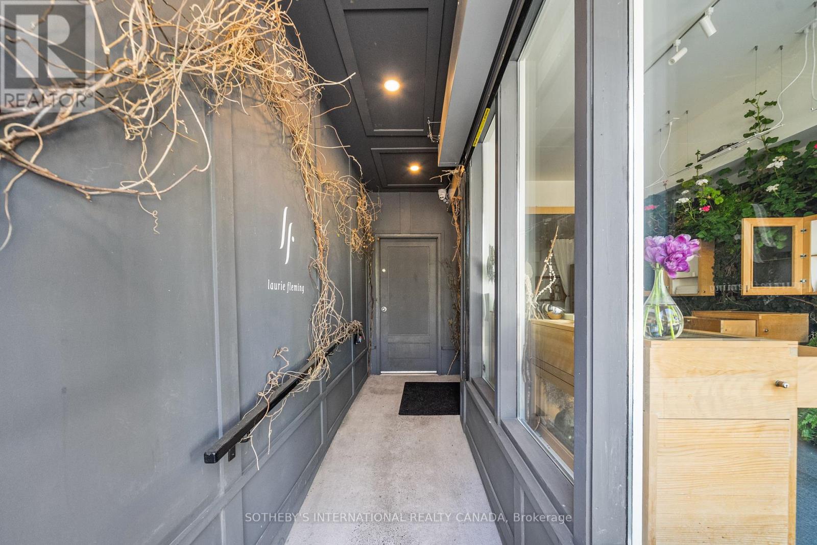 919 Queen Street W, Toronto, Ontario  M6J 1G5 - Photo 8 - C13161918