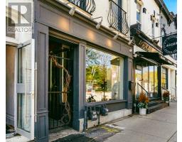 919 QUEEN STREET W, Toronto, Ontario