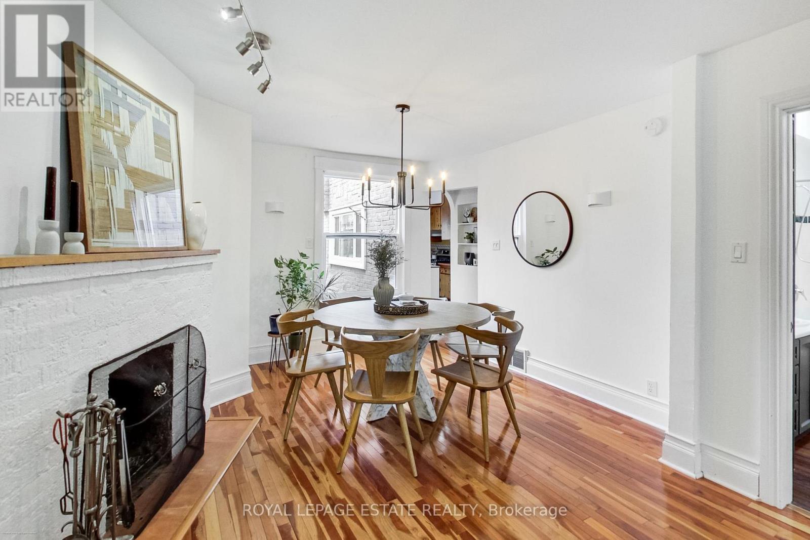 116 Hannaford Street, Toronto, Ontario M4E 3H1 - Photo 11 - E13161646