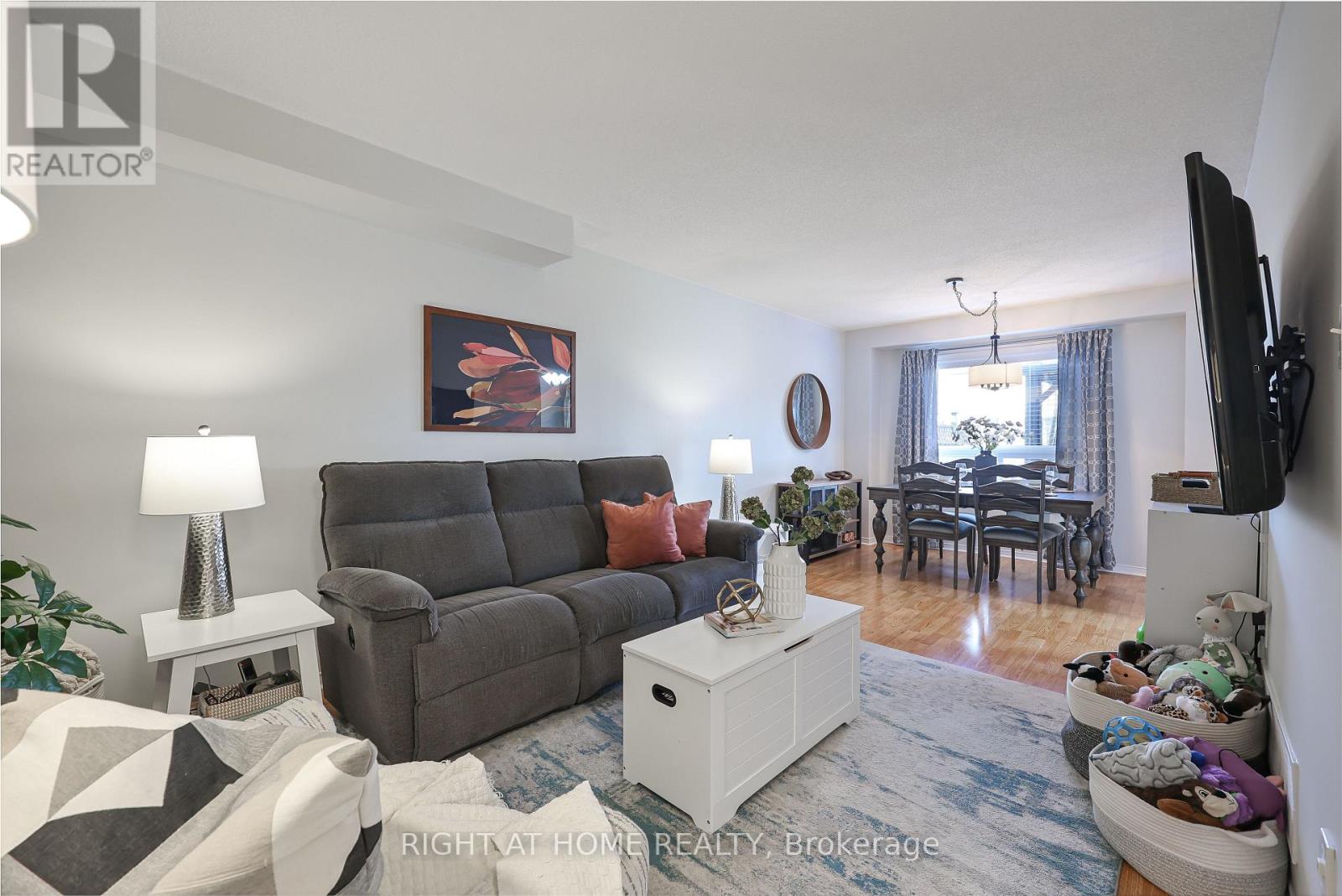 89 Vail Meadows Crescent, Clarington, Ontario  L1C 4T3 - Photo 7 - E13161678