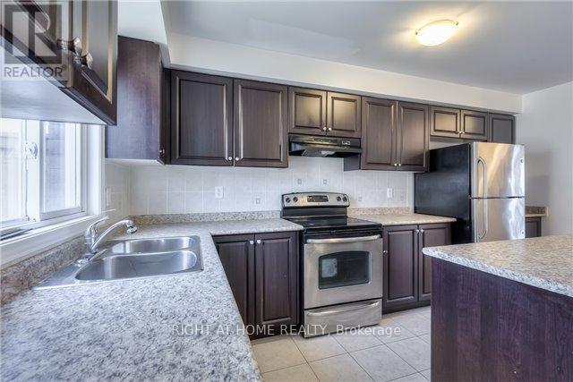 10 Wilkes Crescent, Toronto, Ontario  M1L 0B3 - Photo 3 - E13161946