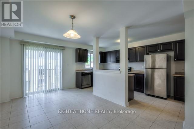 10 Wilkes Crescent, Toronto, Ontario  M1L 0B3 - Photo 5 - E13161946