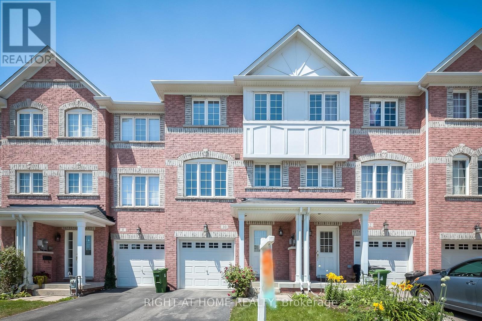 10 Wilkes Crescent, Toronto, Ontario  M1L 0B3 - Photo 2 - E13161946