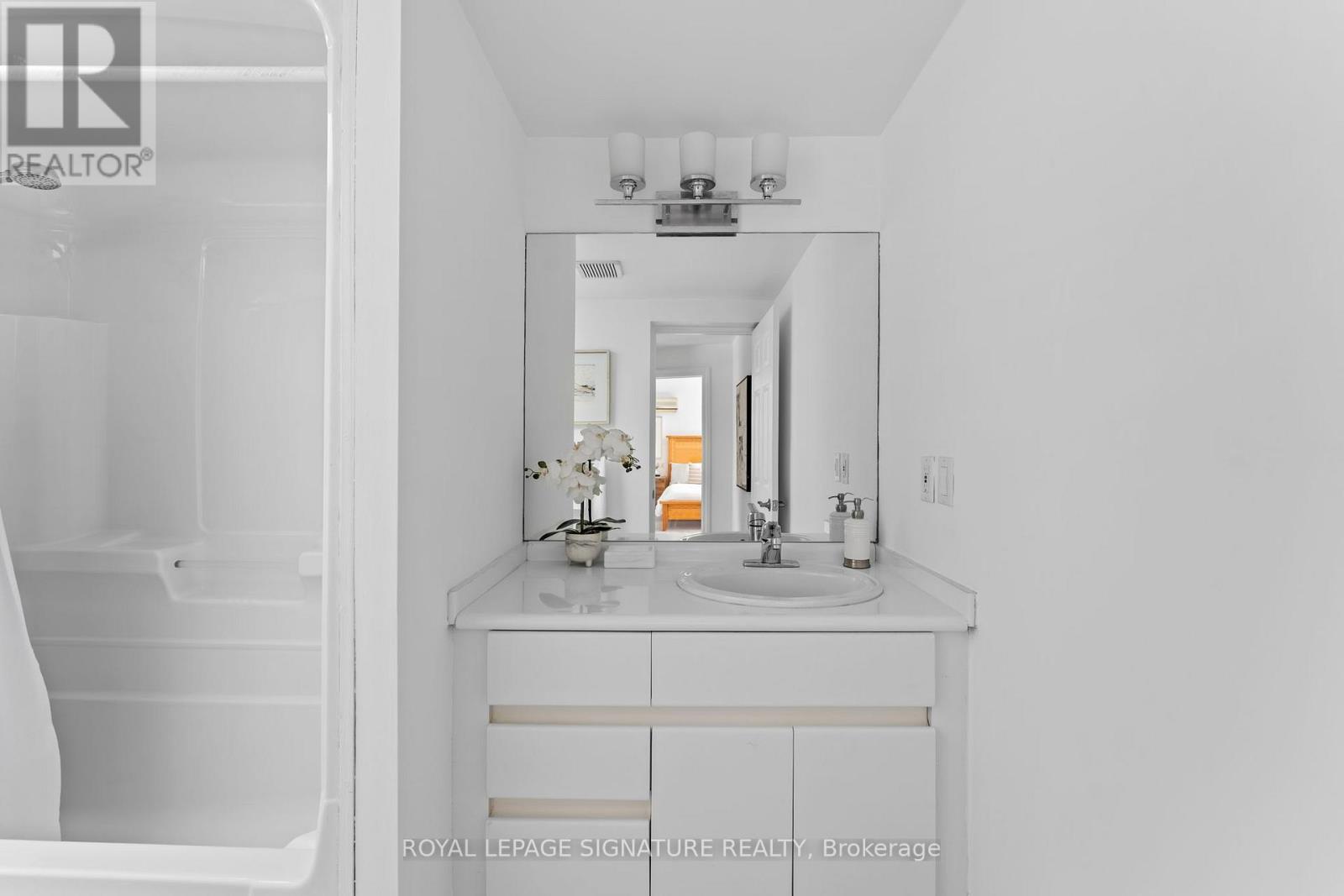 47 Don Valley Drive, Toronto, Ontario  M4K 2J1 - Photo 34 - E13078318