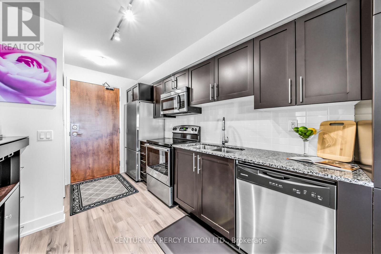 1303 - 1215 Bayly Street, Pickering, Ontario L1W 1L7 - Photo 8 - E13164296