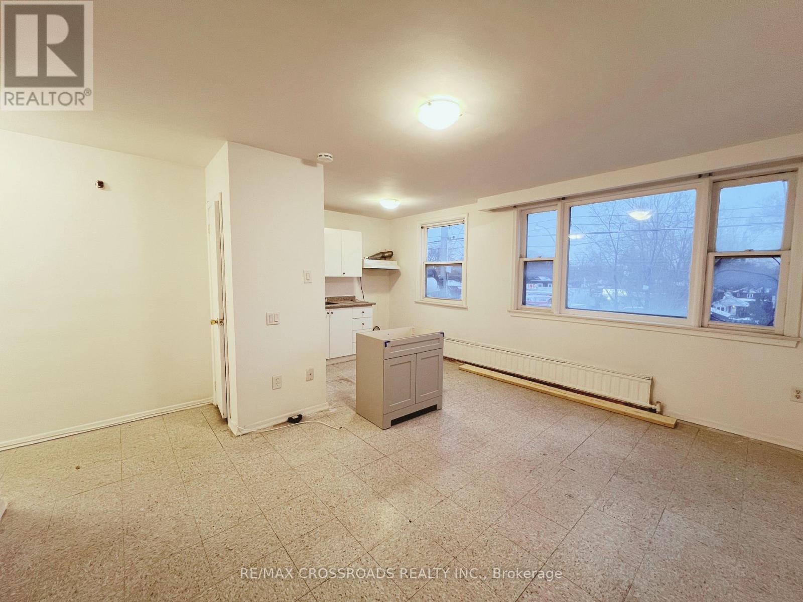 1 - 1324 Gerrard Street E, Toronto, Ontario  M4L 1Z1 - Photo 2 - E13161962