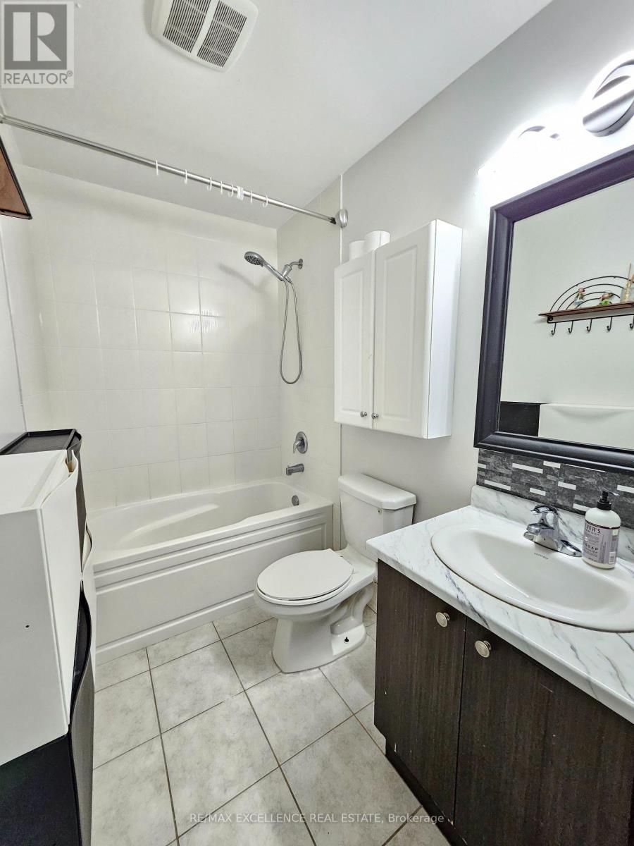 29 Great Gabe Crescent, Oshawa, Ontario  L1L 0G6 - Photo 13 - E13160344