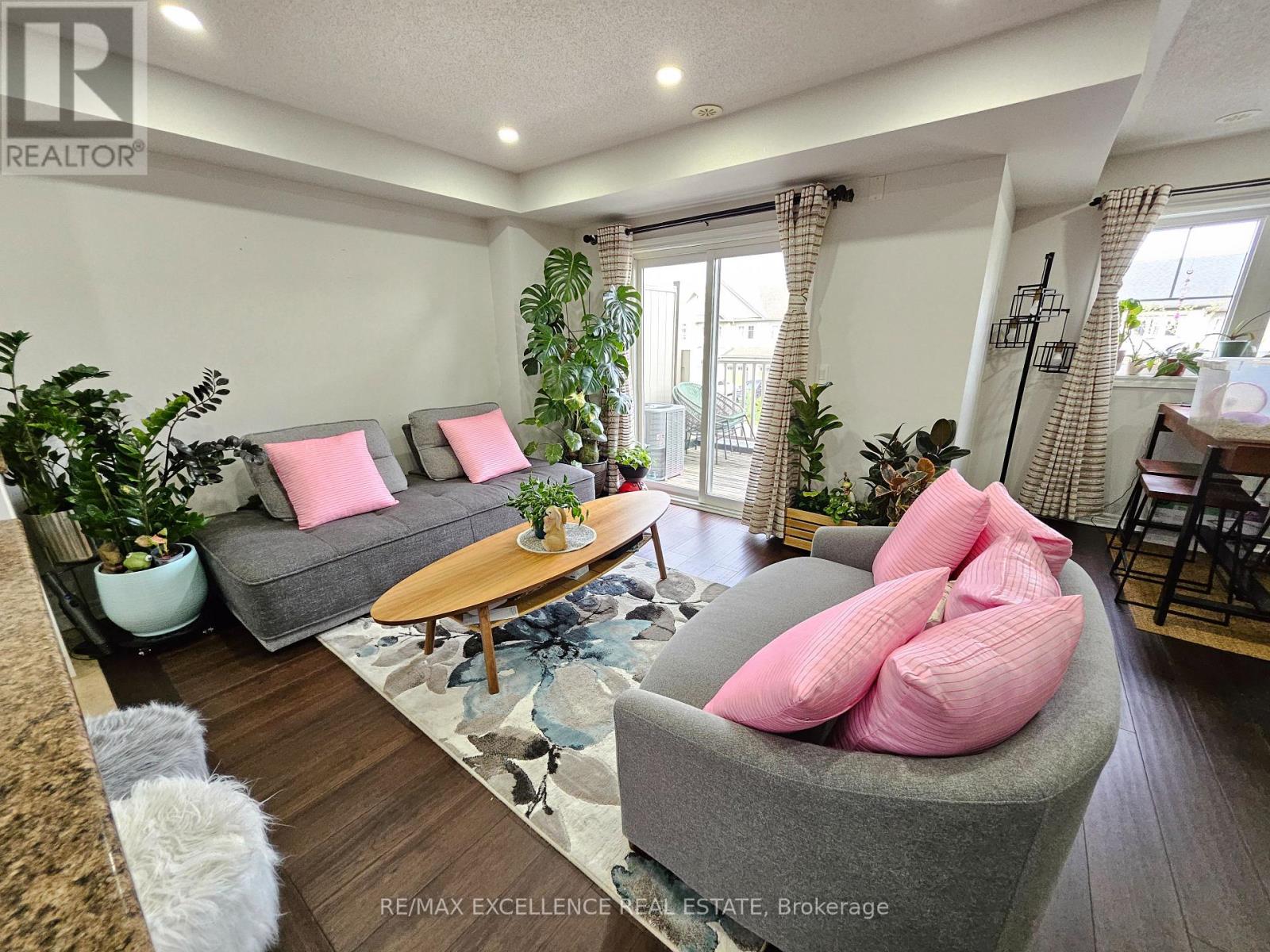 29 Great Gabe Crescent, Oshawa, Ontario  L1L 0G6 - Photo 10 - E13160344