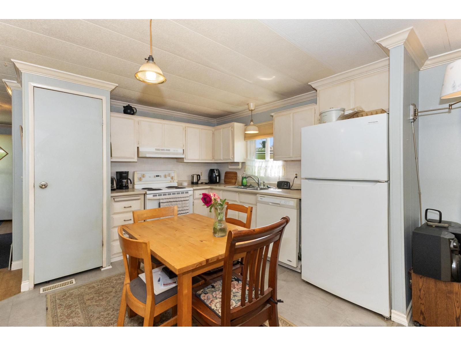 9 27111 0 Avenue, Langley, British Columbia  V4W 2S9 - Photo 6 - R3126290