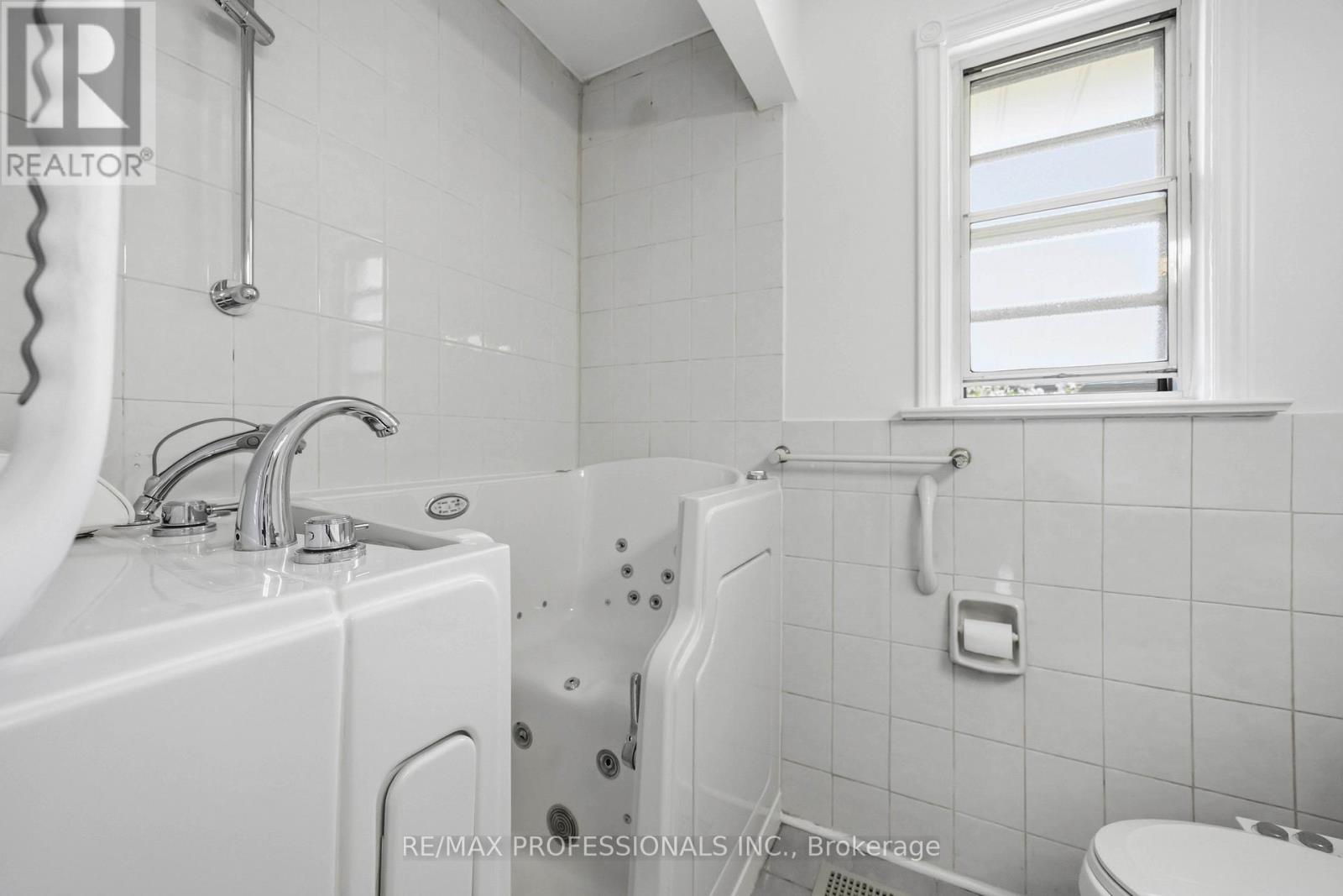 28 Chandler Drive, Toronto, Ontario  M1G 1Z2 - Photo 20 - E13157104