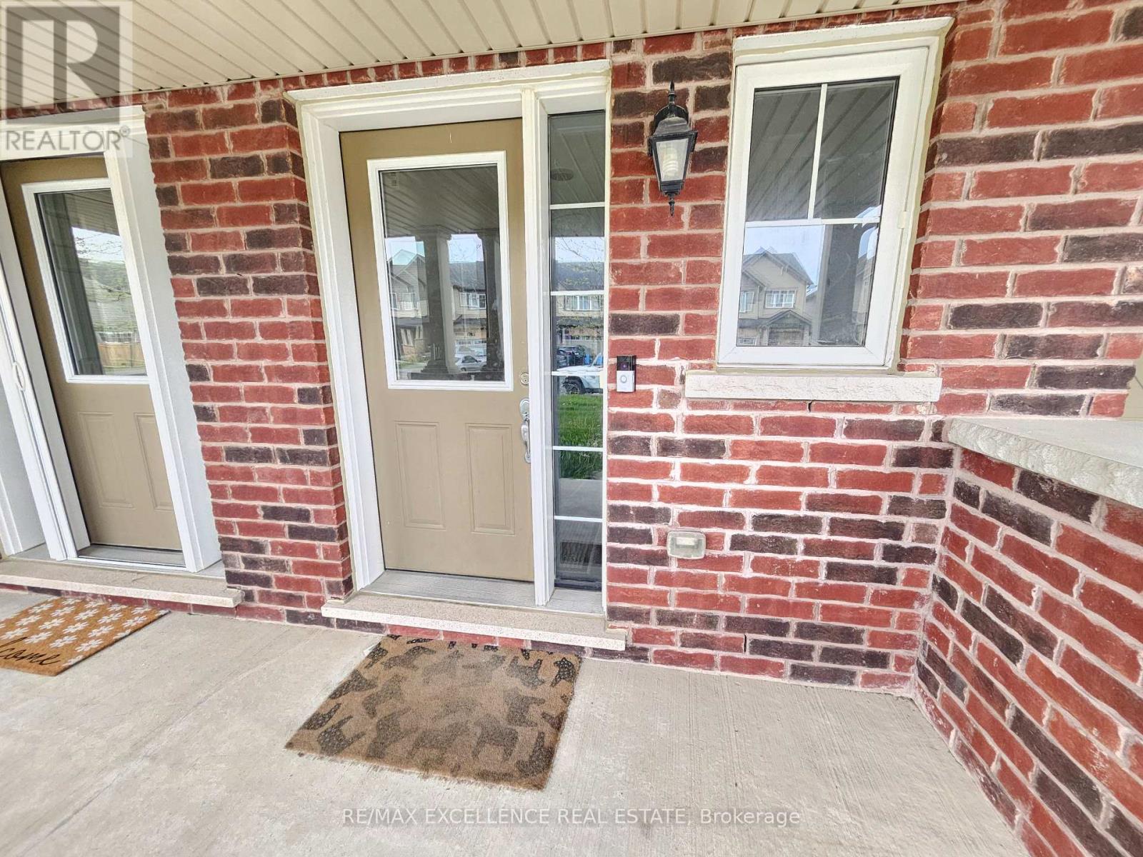 29 Great Gabe Crescent, Oshawa, Ontario  L1L 0G6 - Photo 3 - E13160344