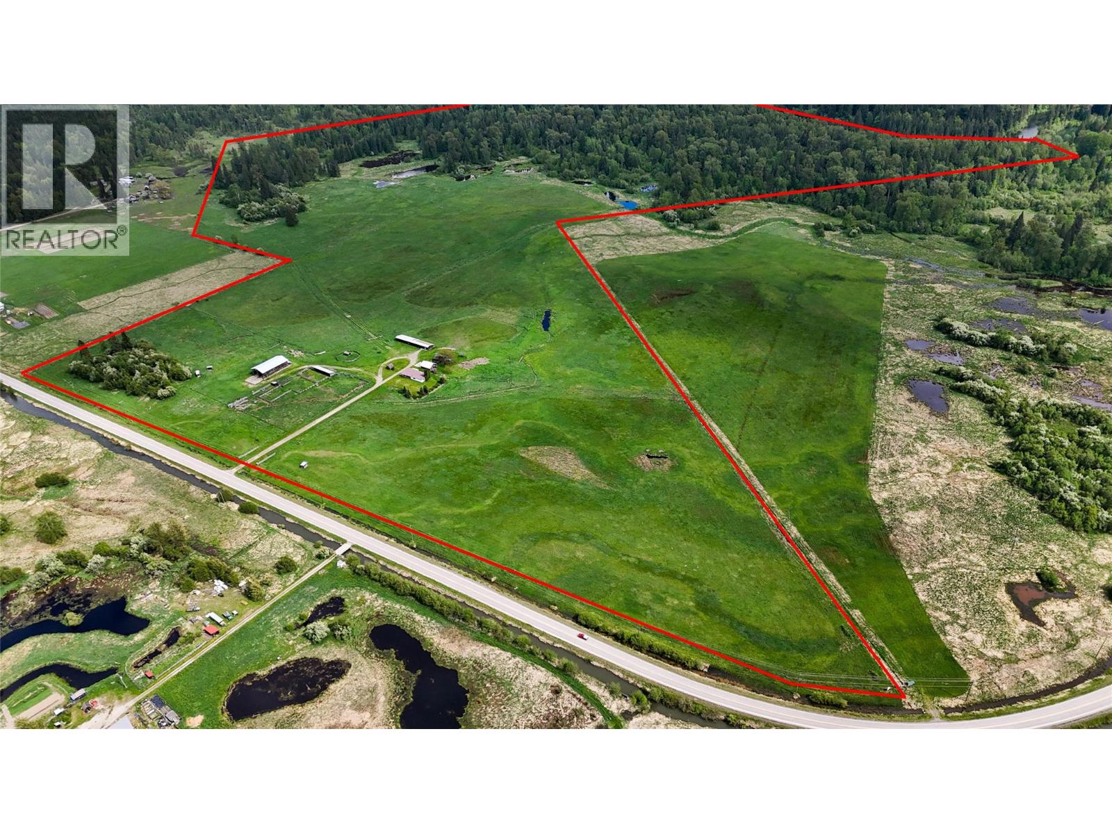 13226 31 Highway, Meadow Creek, British Columbia