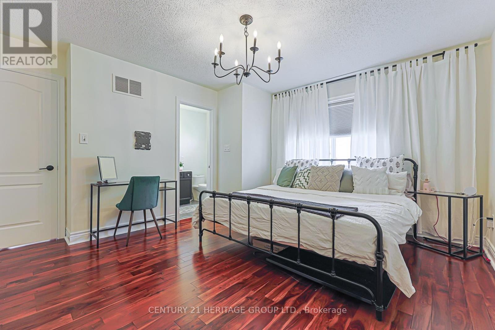 996 Oaktree Crescent, Newmarket, Ontario L3X 2Z2 - Photo 32 - N13160404