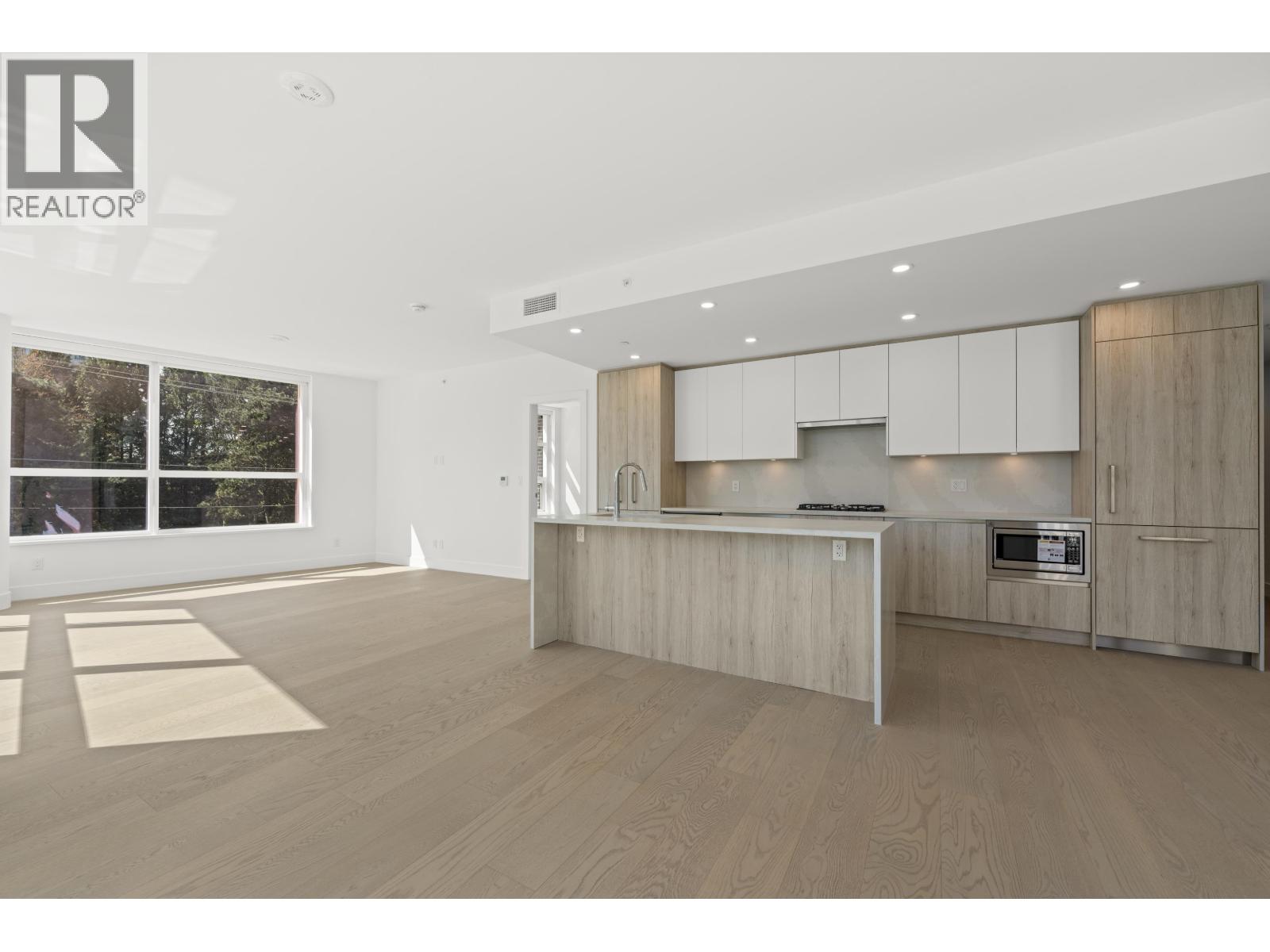 305 423 6th Street, West Vancouver, British Columbia  V7T 0A1 - Photo 10 - R3119236