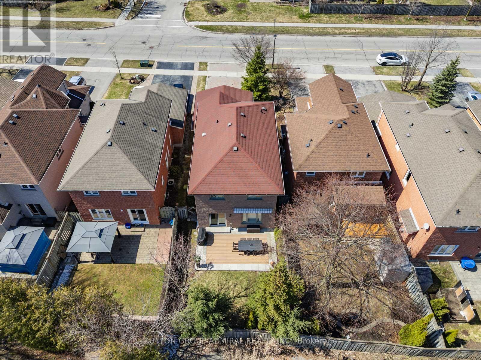 626 College Manor Drive, Newmarket, Ontario  L3Y 8M7 - Photo 45 - N13161848