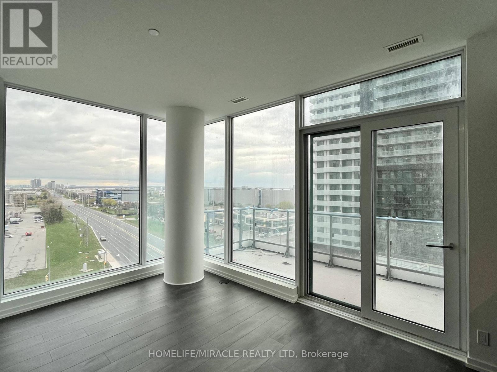 806 - 7890 Jane Street, Vaughan, Ontario  L4K 0K9 - Photo 2 - N13161298