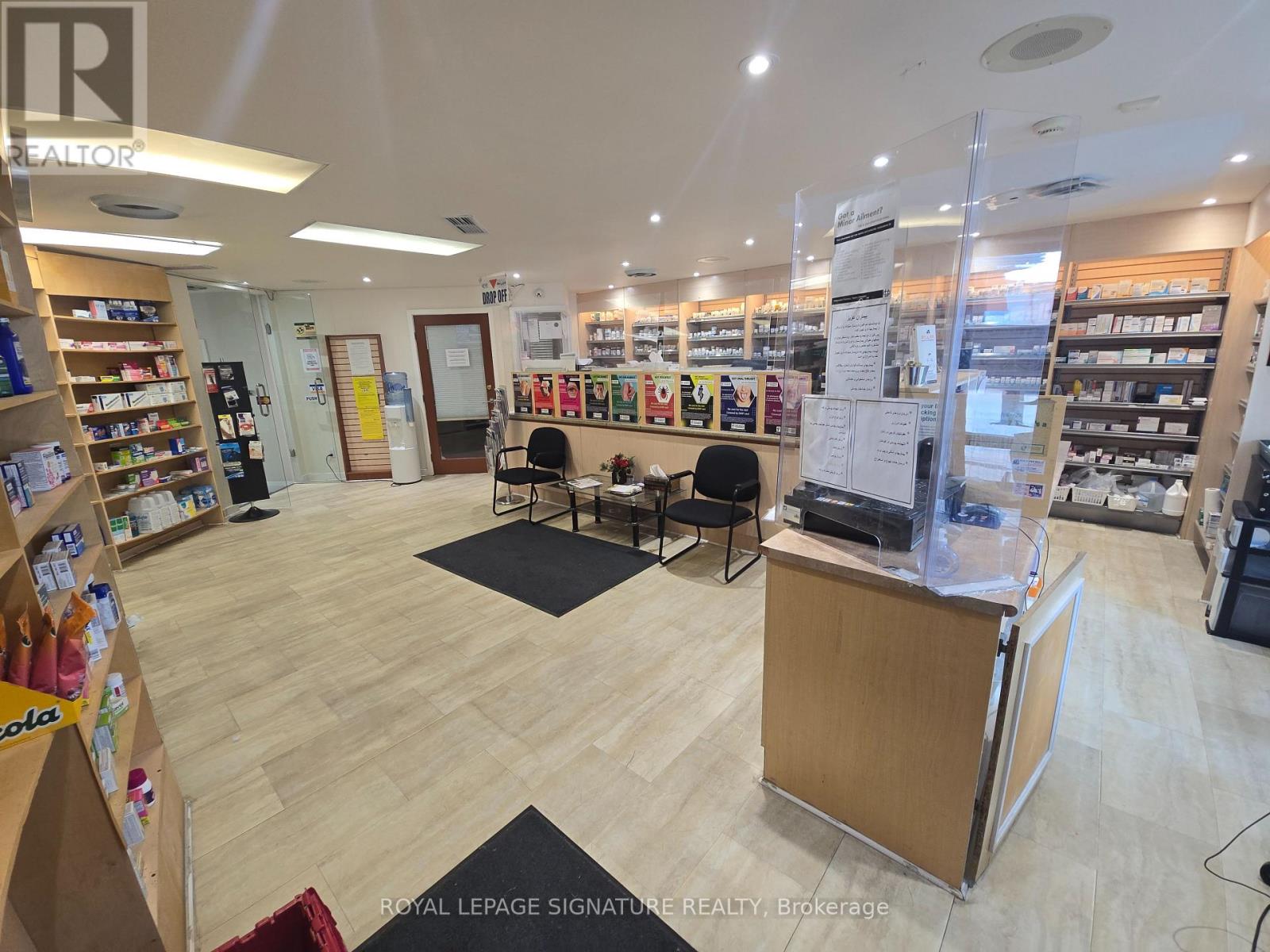 10171 Yonge Street, Richmond Hill, Ontario  L4C 1T5 - Photo 8 - N13161896
