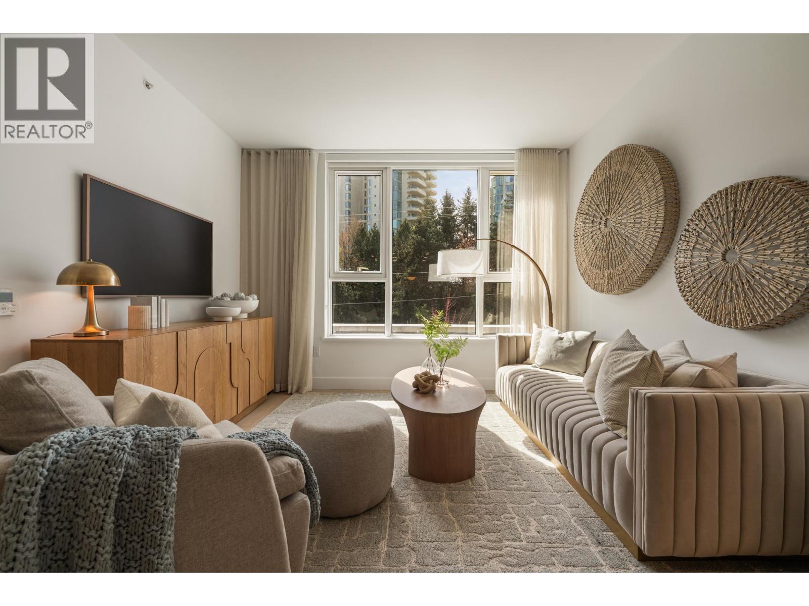 307 423 6th Street, West Vancouver, British Columbia  V7T 0A1 - Photo 8 - R3119235